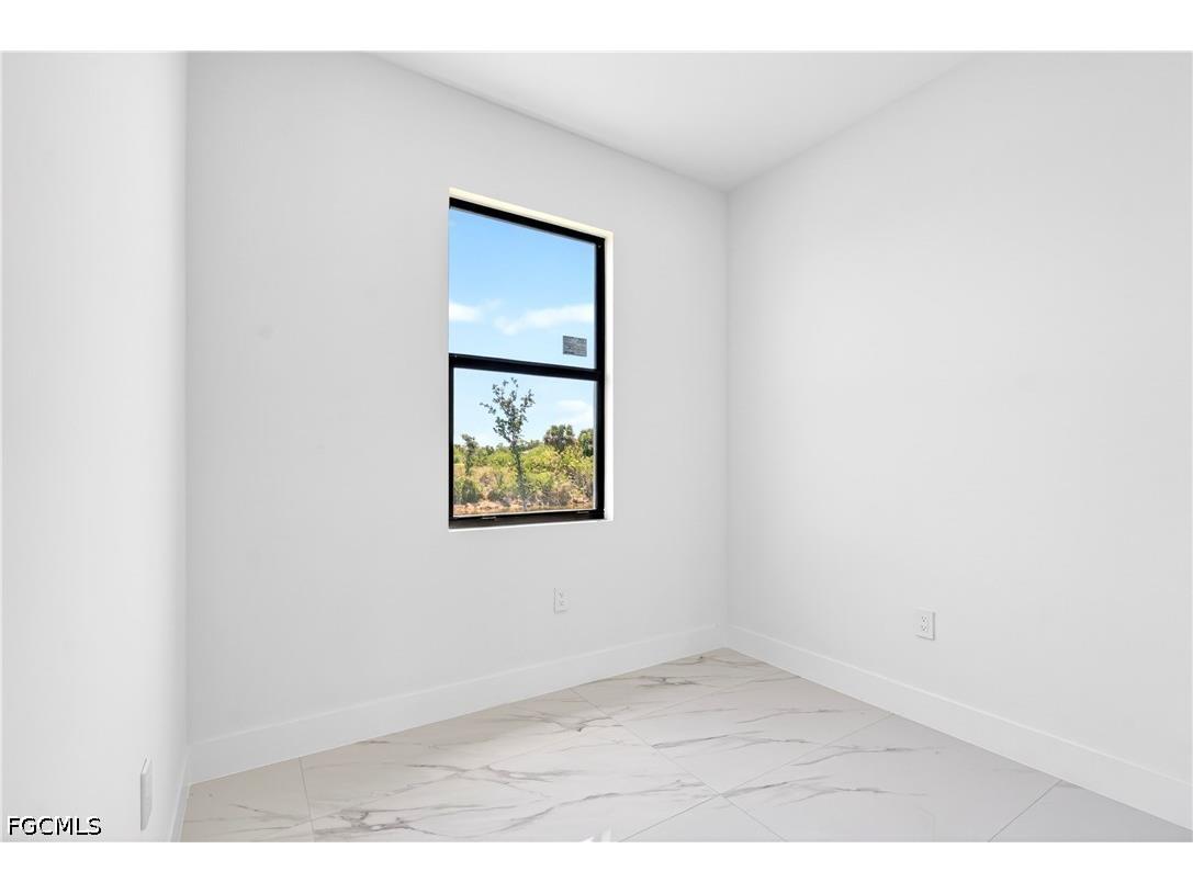 331 NE 15th Street Cape Coral FL 33909 2026018085 image25