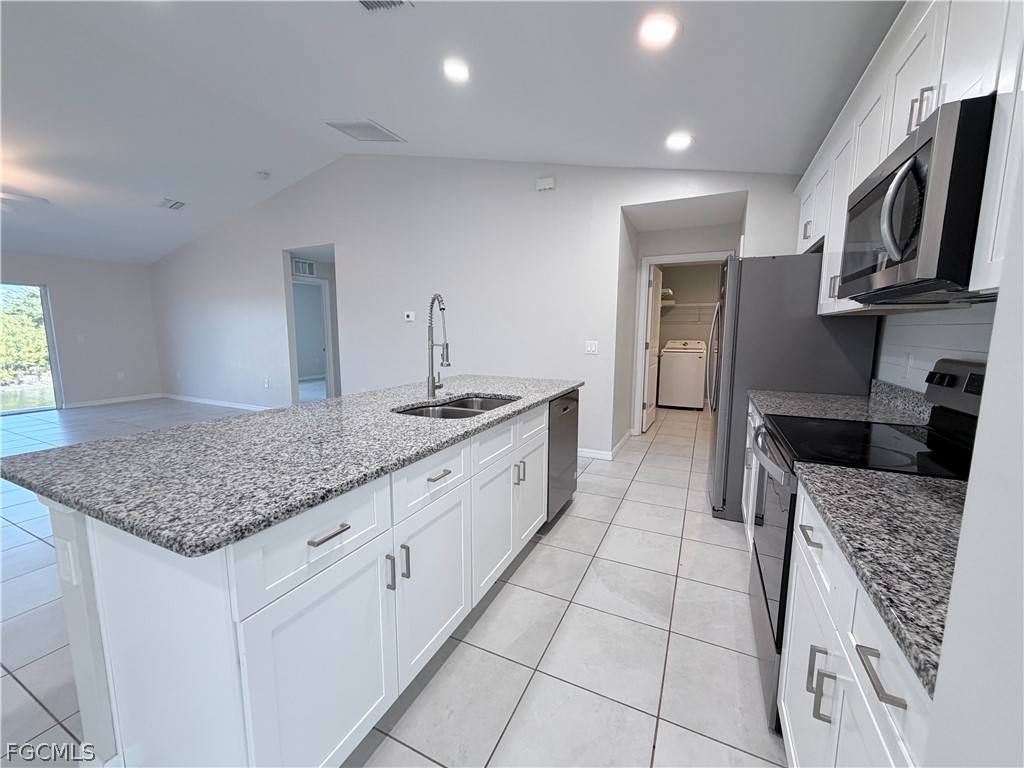 331 NE 25th Street Cape Coral FL 33909 2026008031 image3