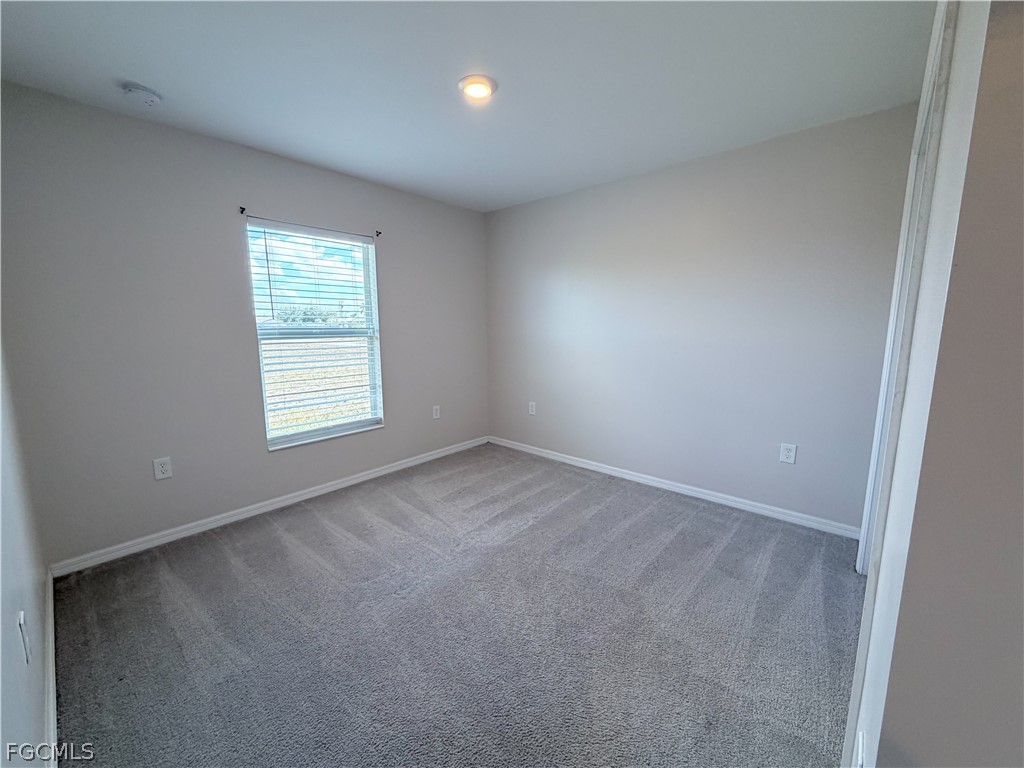 331 NE 25th Street Cape Coral FL 33909 2026008031 image8