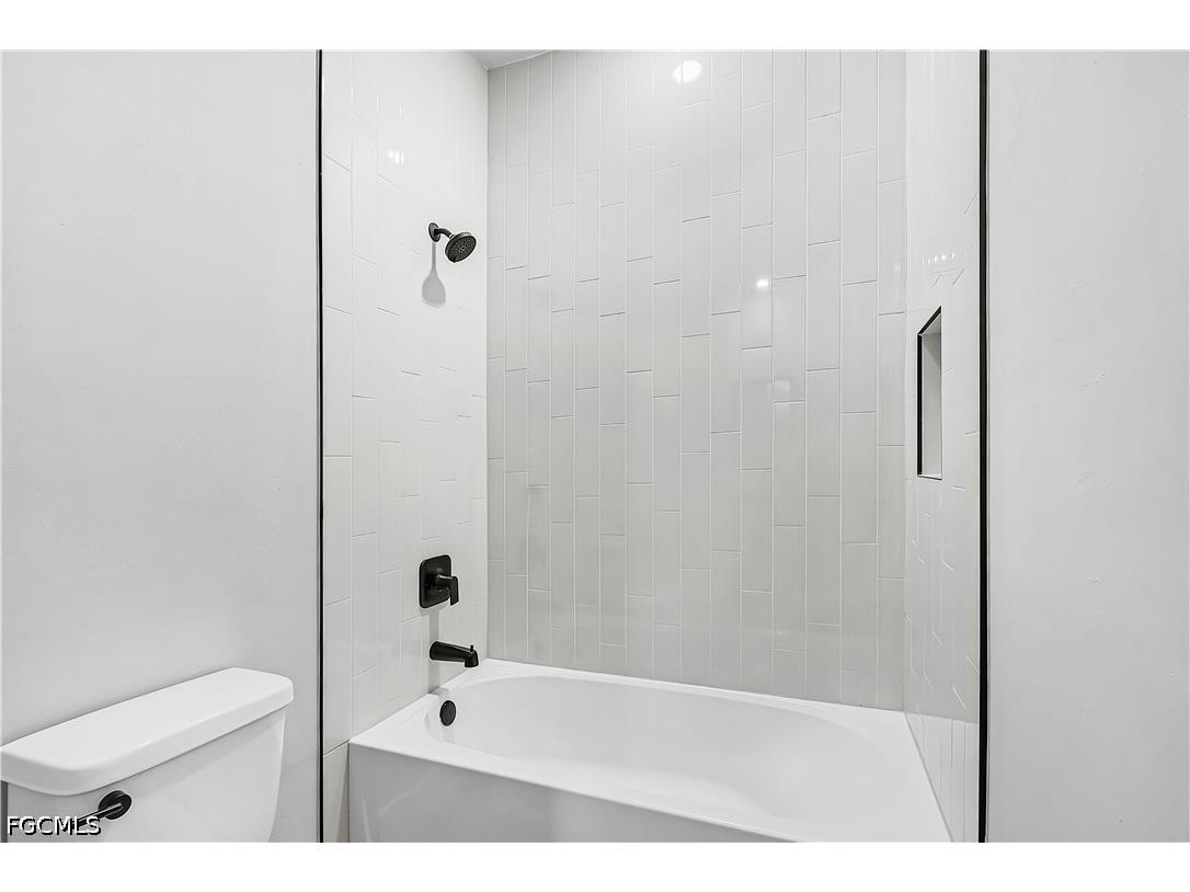 331 Nicholas Parkway E Cape Coral FL 33990 2026027742 image20