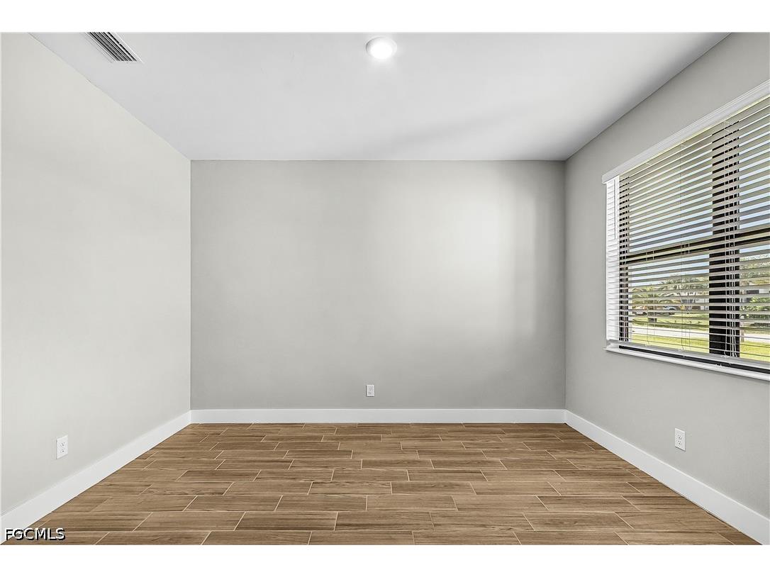 331 Nicholas Parkway E Cape Coral FL 33990 2026027742 image7