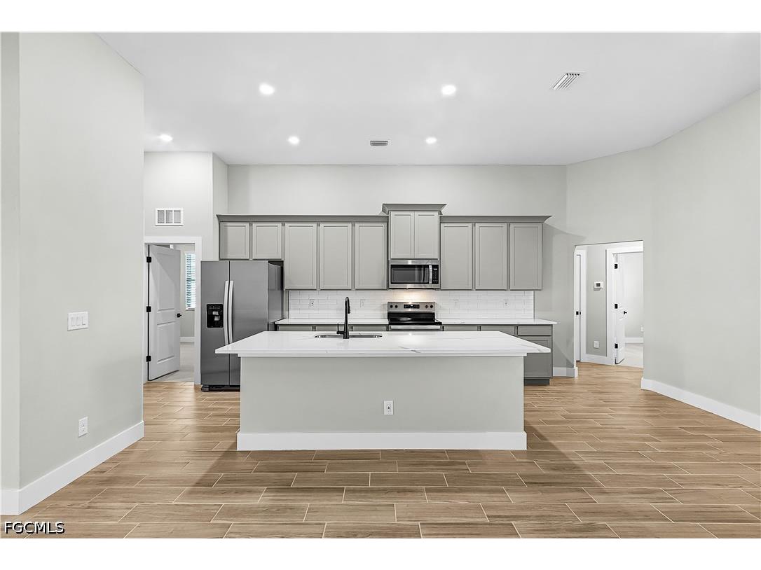 331 Nicholas Parkway E Cape Coral FL 33990 2026027742 image9