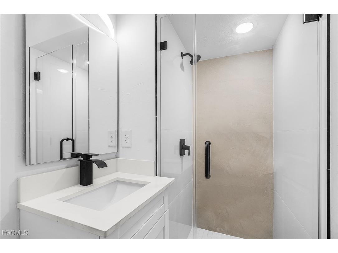 331 Washington Court Fort Myers Beach FL 33931 2025016746 image13