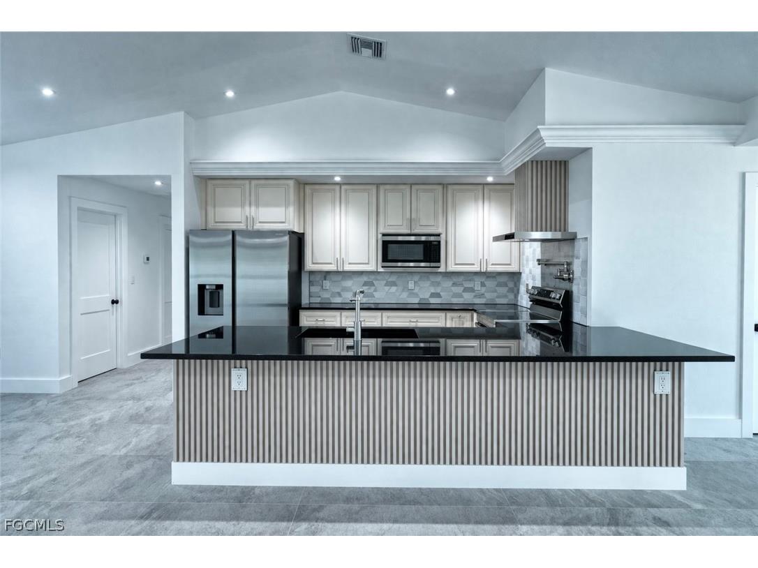 3310 3rd Street SW Lehigh Acres FL 33976 2026013908 image13