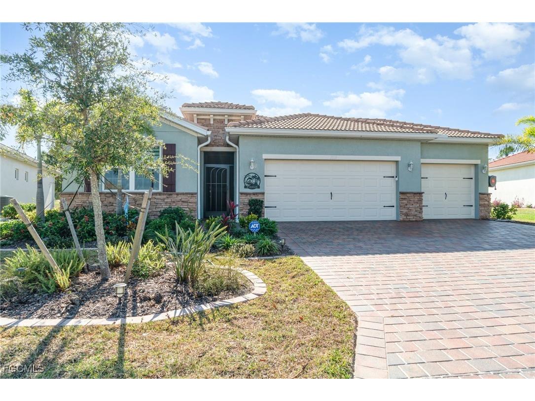 3310 Cherry Palm Drive North Fort Myers FL 33917 2025022964 image1