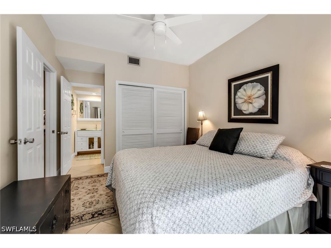 3310 Europa Drive #33 Naples FL 34105 226018952 image18