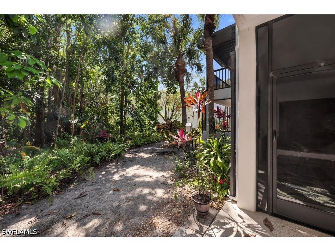 3310 Europa Drive #33 Naples FL 34105 226018952 image30