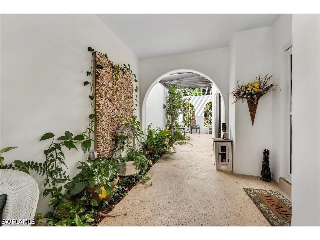 3310 Europa Drive #33 Naples FL 34105 226018952 image6