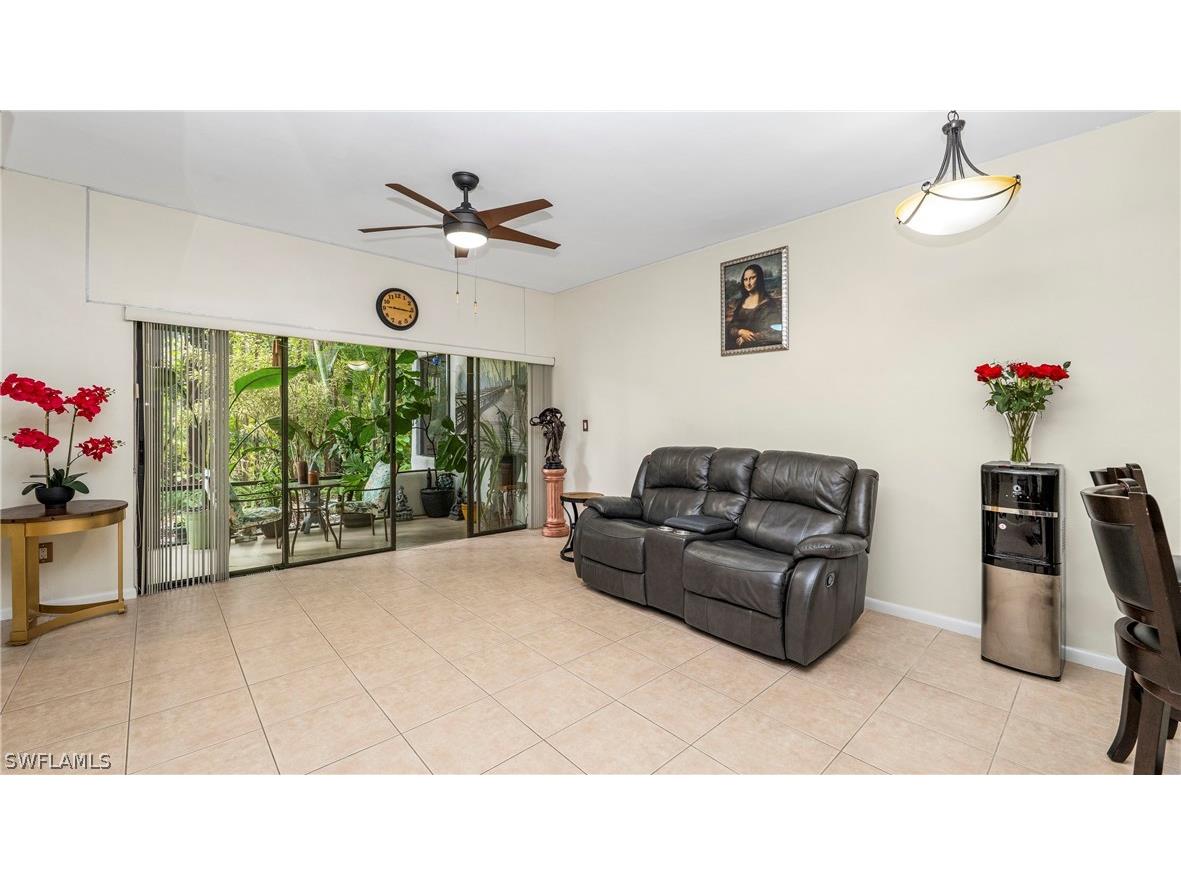 3310 Europa Drive #39 Naples FL 34105 226007214 image16