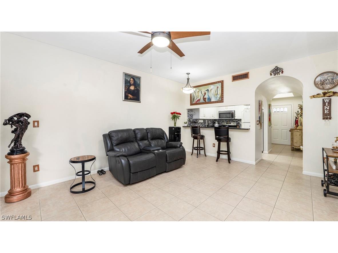 3310 Europa Drive #39 Naples FL 34105 226007214 image18