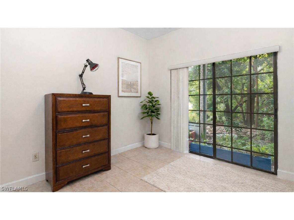 3310 Europa Drive #39 Naples FL 34105 226007214 image19
