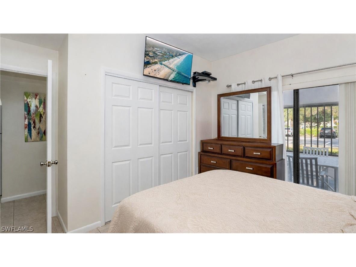 3310 Europa Drive #39 Naples FL 34105 226007214 image22