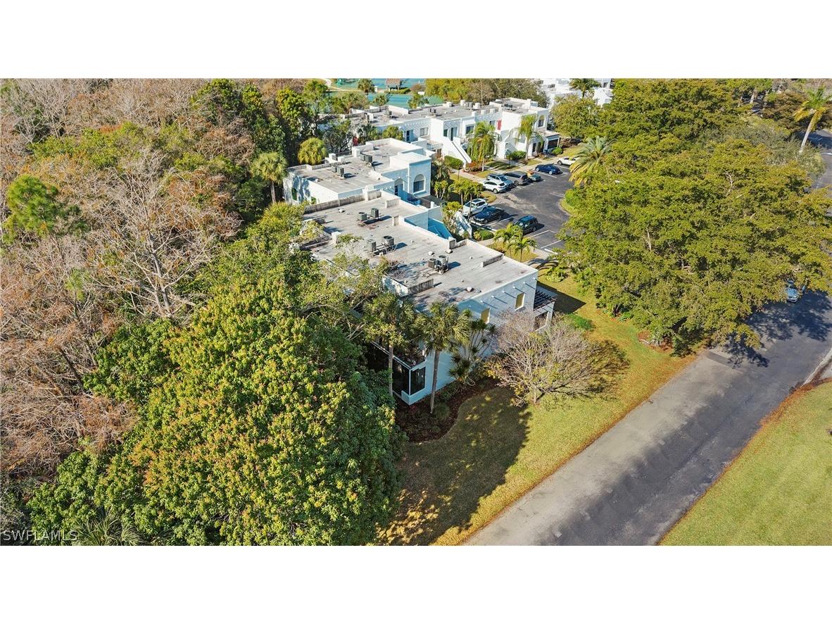 3310 Europa Drive #39 Naples FL 34105 226007214 image36
