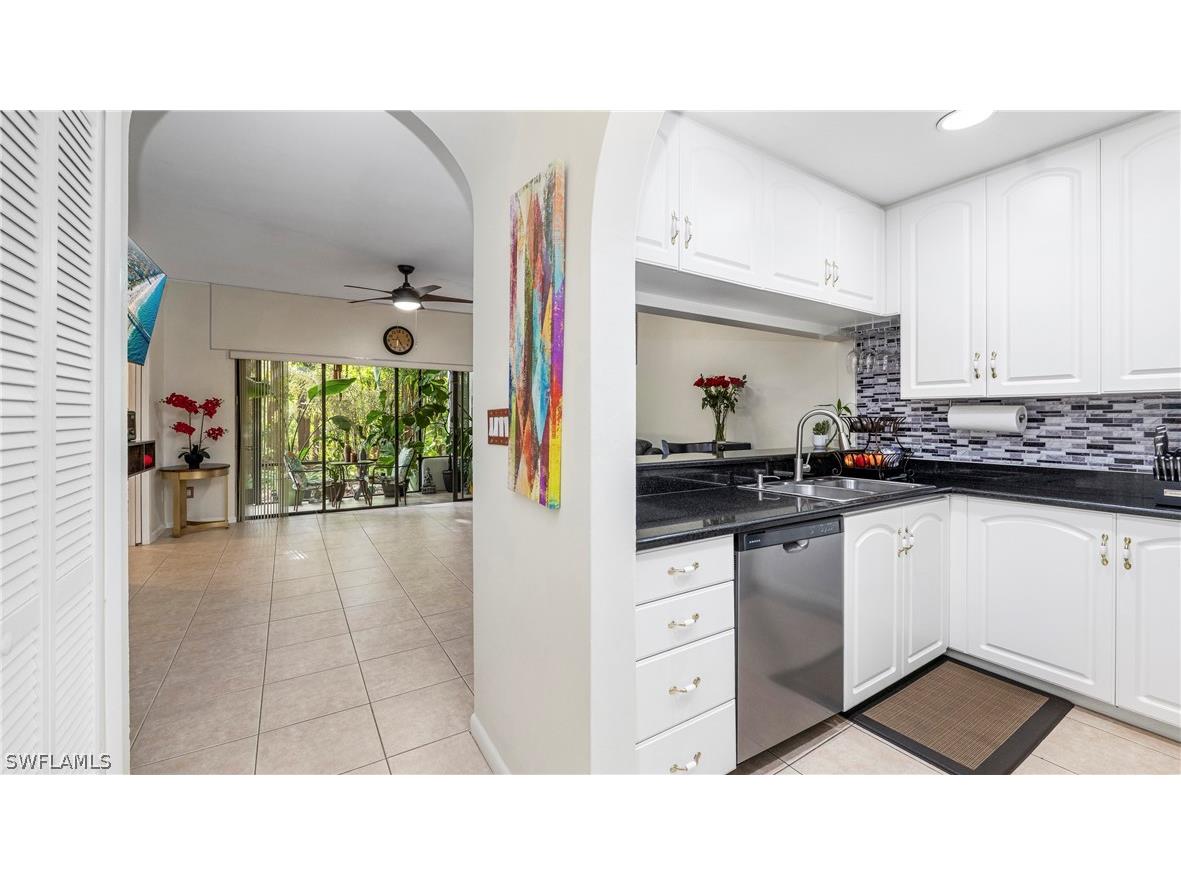 3310 Europa Drive #39 Naples FL 34105 226007214 image8