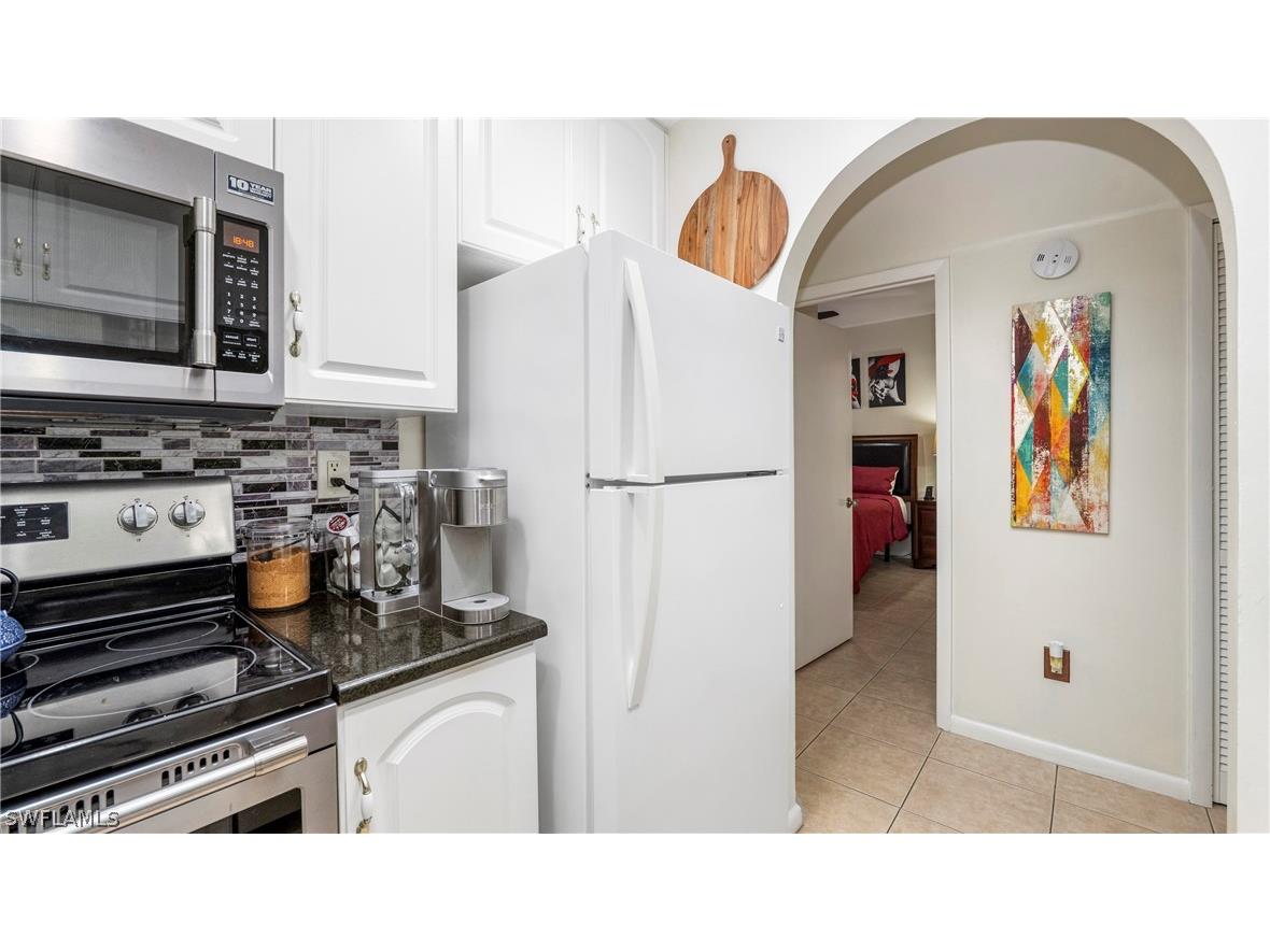 3310 Europa Drive #39 Naples FL 34105 226007214 image9