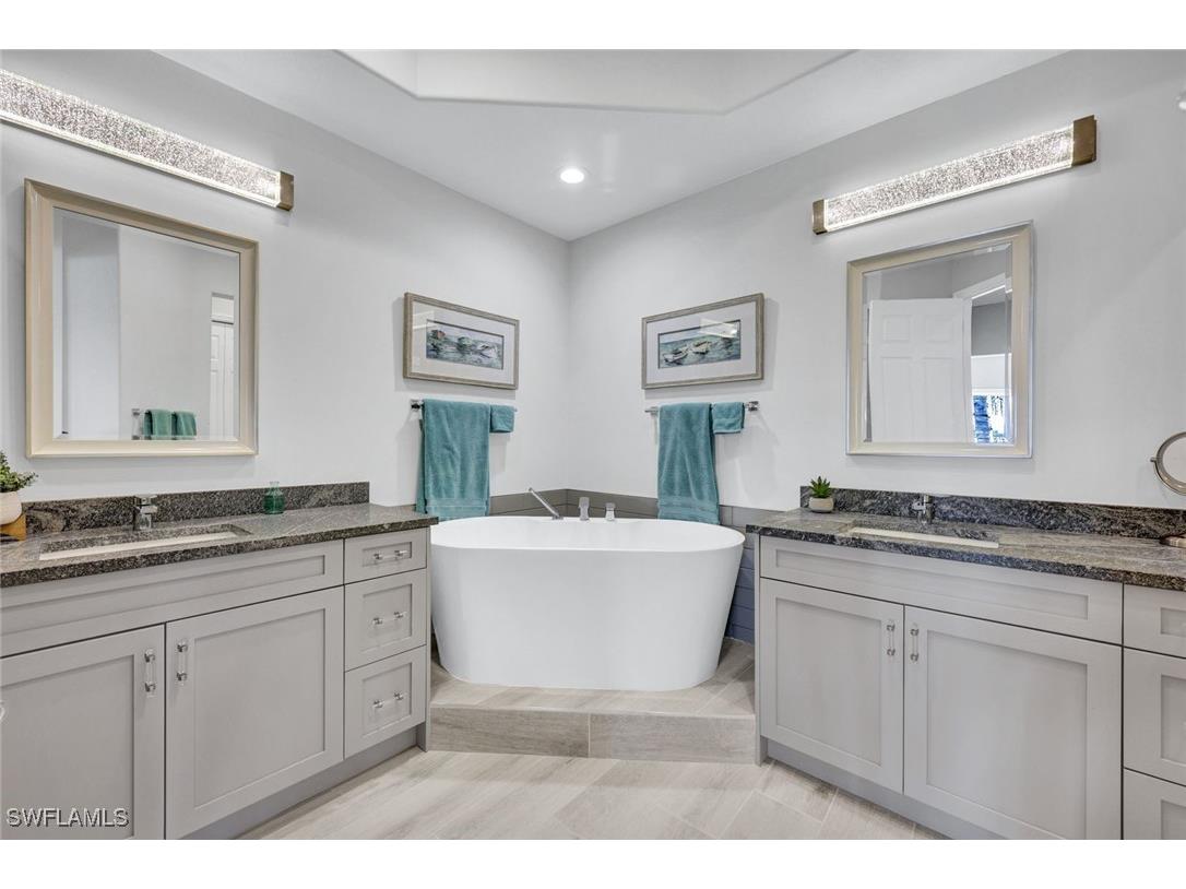 3310 Hamlet Drive #3 Naples FL 34105 225074807 image17