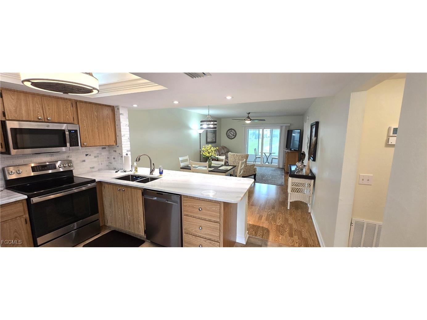 3310 Loveland Boulevard #2404 Punta Gorda FL 33980 2025014853 image9