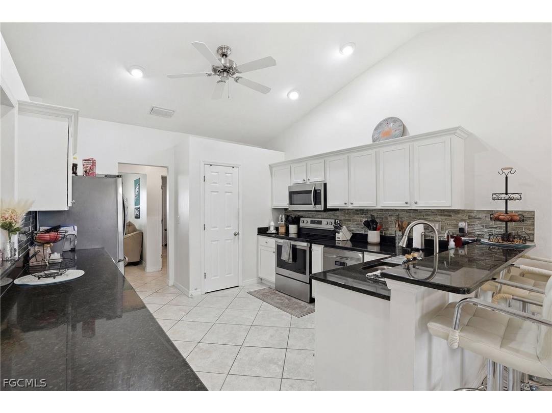 3310 NW 5th Terrace Cape Coral FL 33993 2026010309 image12
