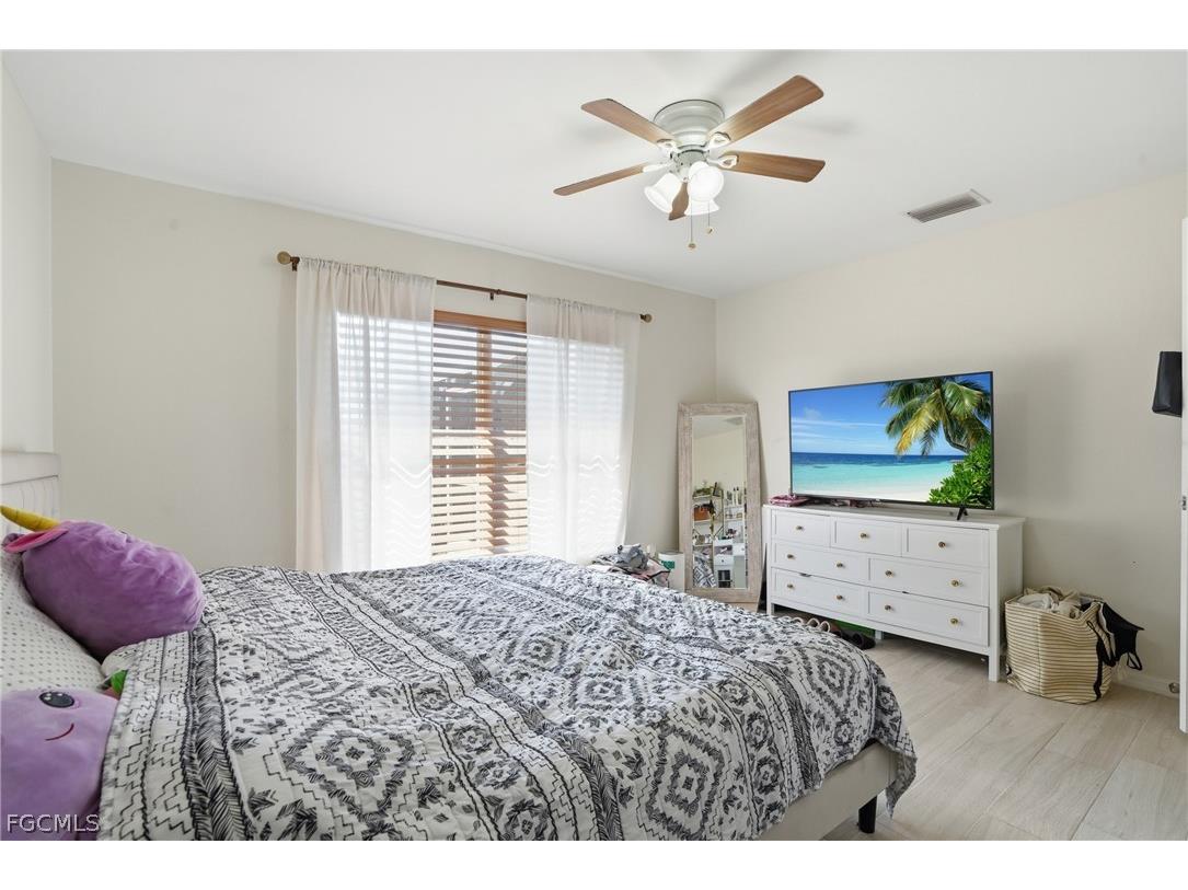 3310 NW 5th Terrace Cape Coral FL 33993 2026010309 image32