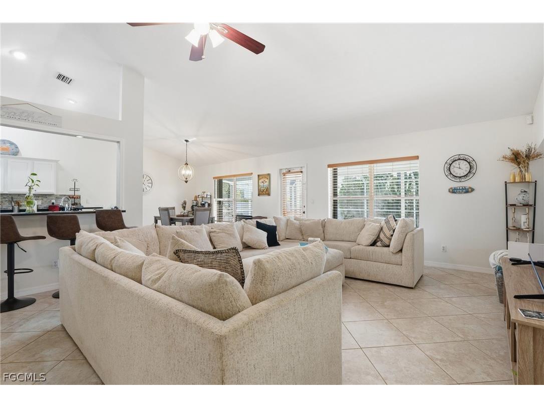 3310 NW 5th Terrace Cape Coral FL 33993 2026010309 image6