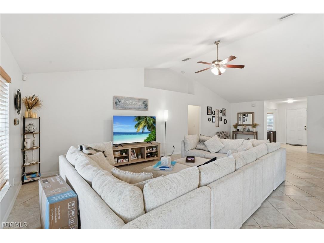 3310 NW 5th Terrace Cape Coral FL 33993 2026010309 image8