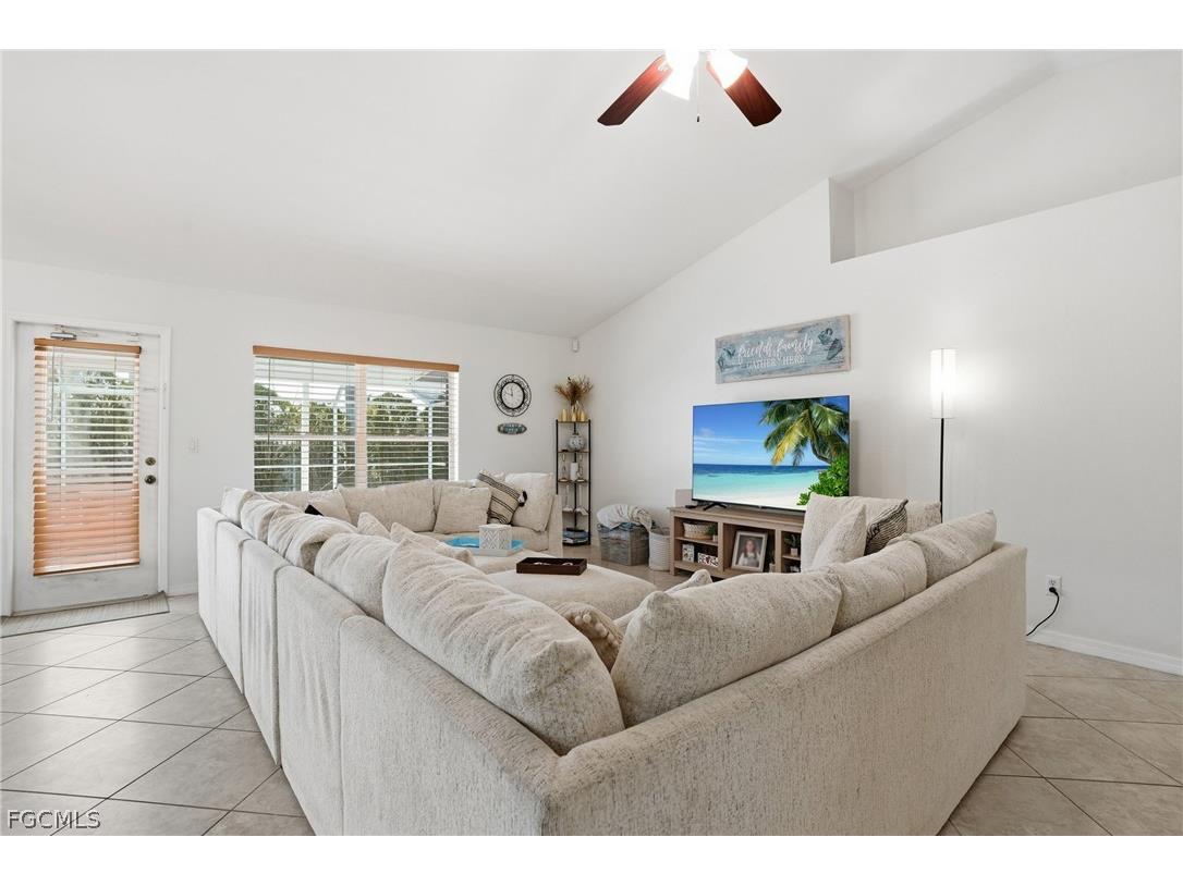3310 NW 5th Terrace Cape Coral FL 33993 2026010309 image9