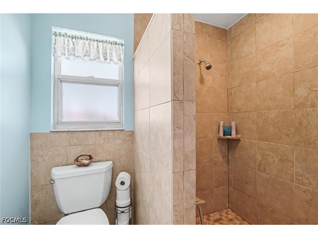 3310 SE 6th Place Cape Coral FL 33904 2026014380 image15
