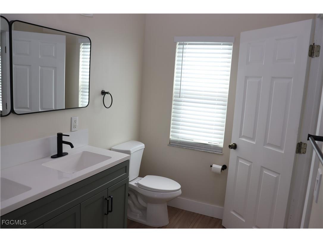 3310 SW 26th Avenue Cape Coral FL 33914 2025022570 image16