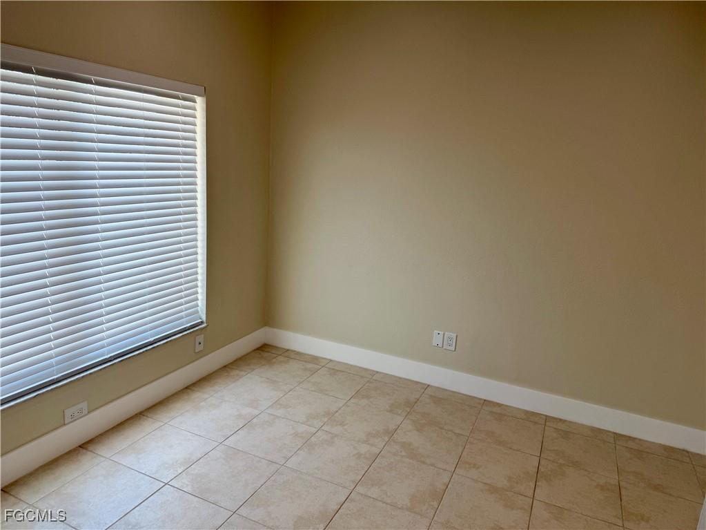 3310 SW 26th Avenue Cape Coral FL 33914 2025022570 image20