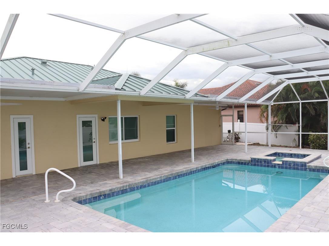 3310 SW 26th Avenue Cape Coral FL 33914 2025022570 image27
