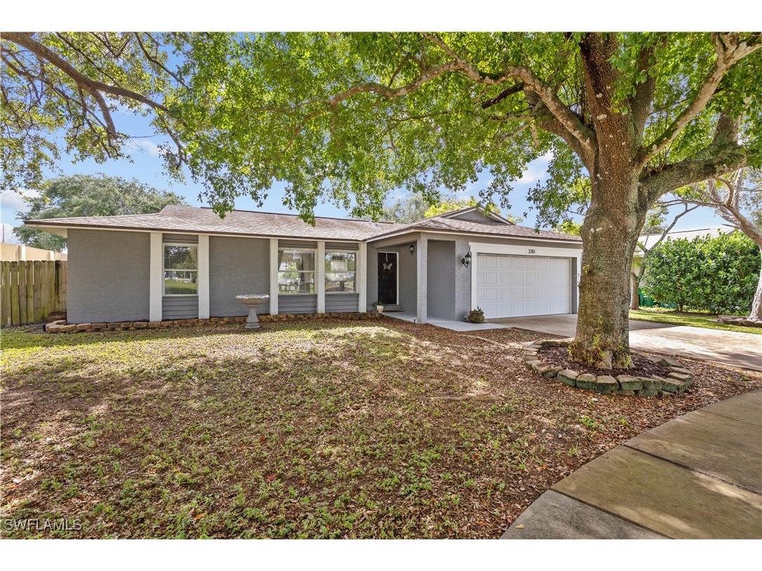 3310 Valencia Drive Naples FL 34120 224071307 image1