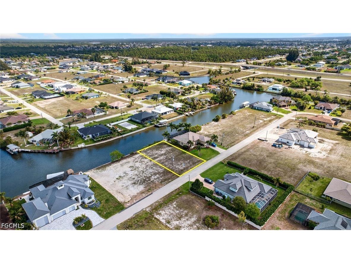 3311 NW 18th Terrace Cape Coral FL 33993 2025024413 image10