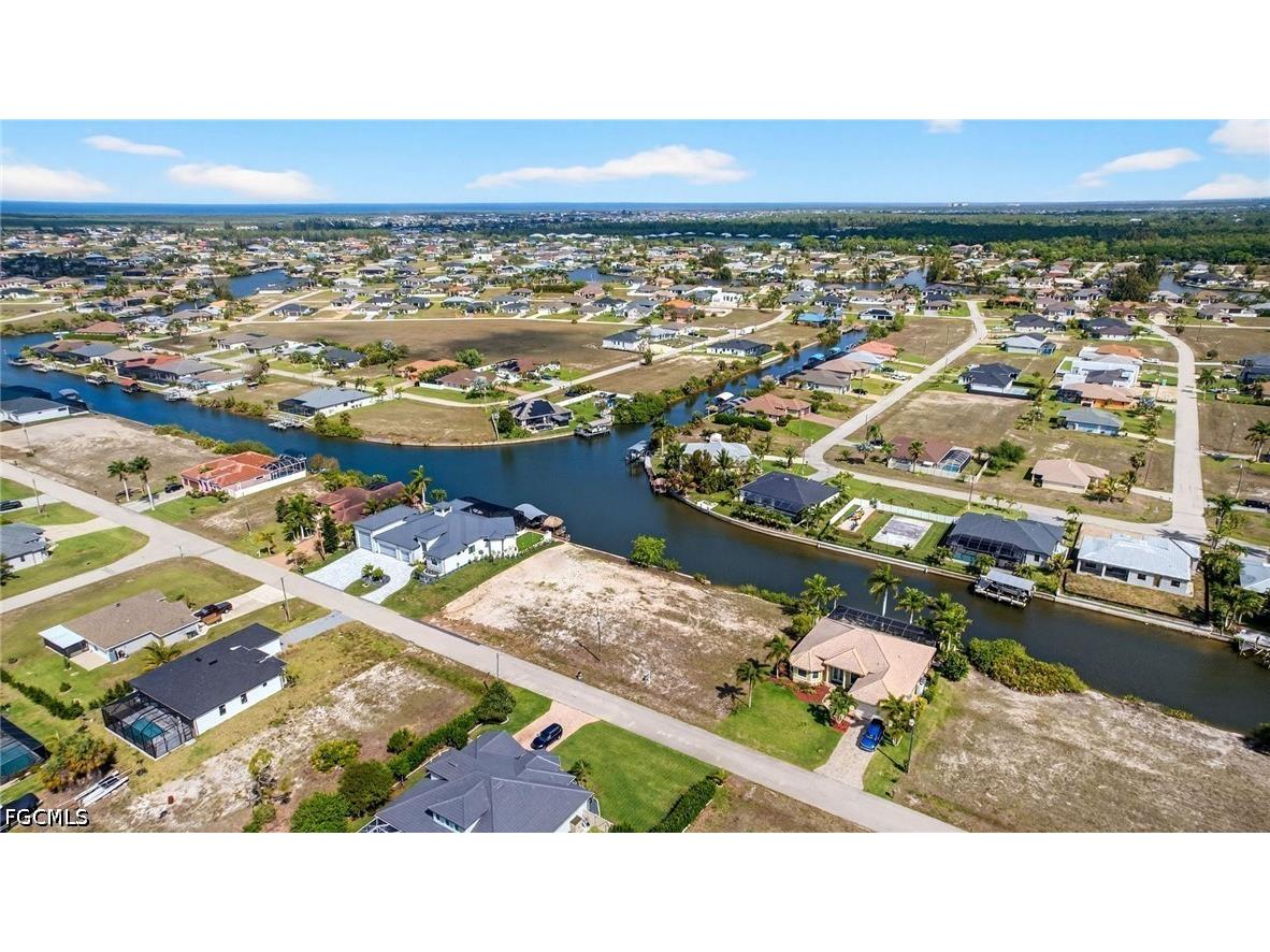 3311 NW 18th Terrace Cape Coral FL 33993 2025024413 image11