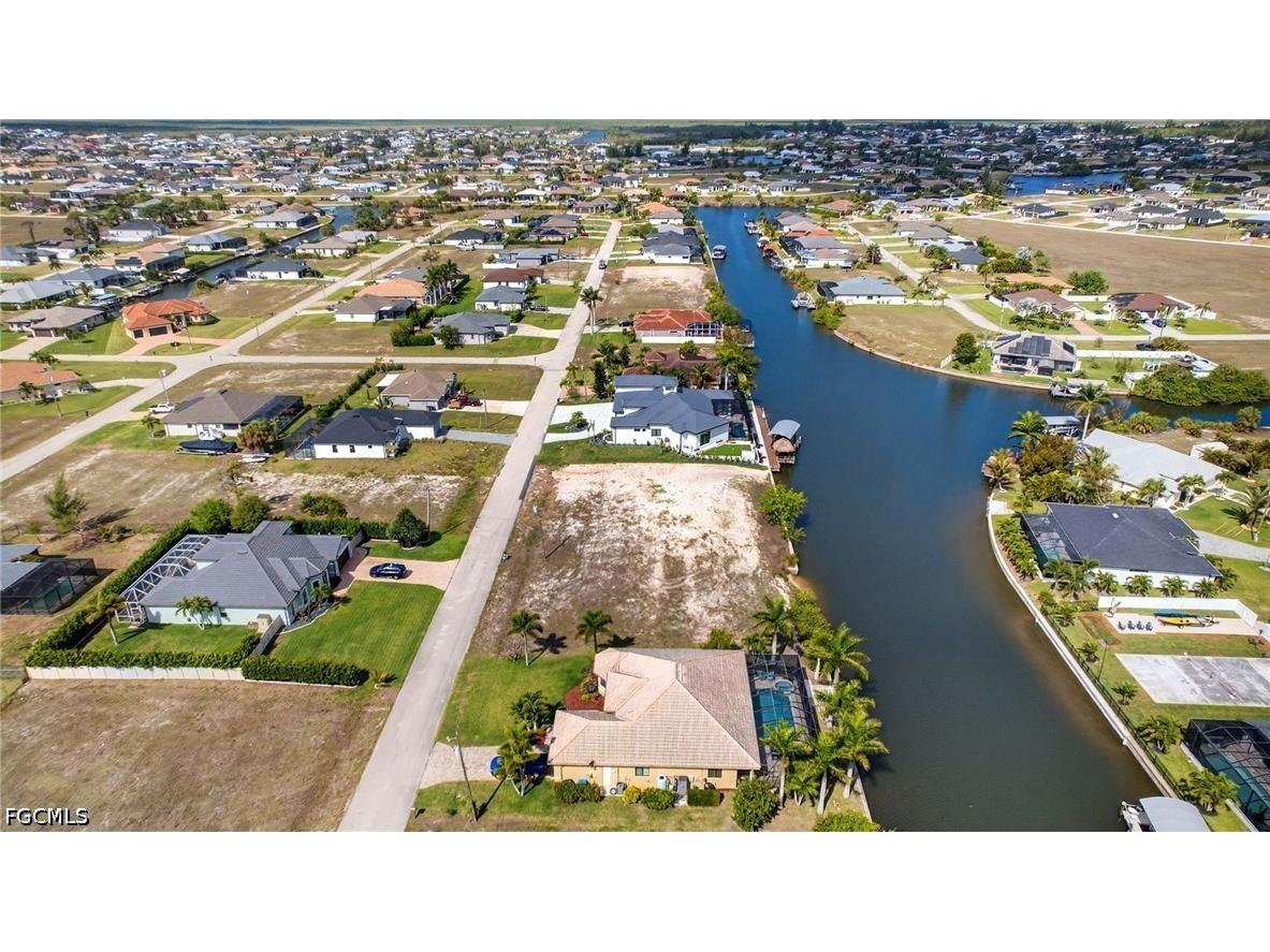 3311 NW 18th Terrace Cape Coral FL 33993 2025024413 image14