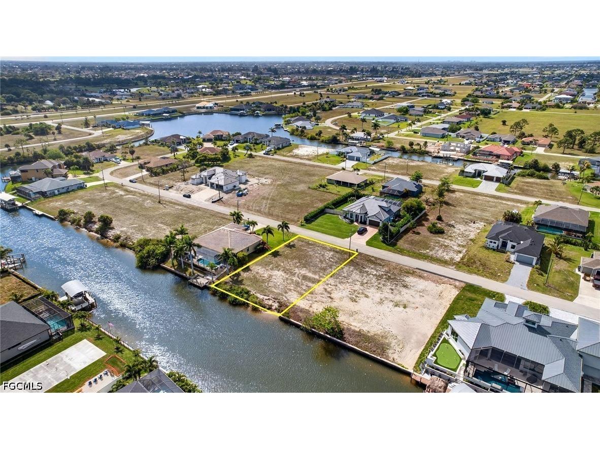 3311 NW 18th Terrace Cape Coral FL 33993 2025024413 image21