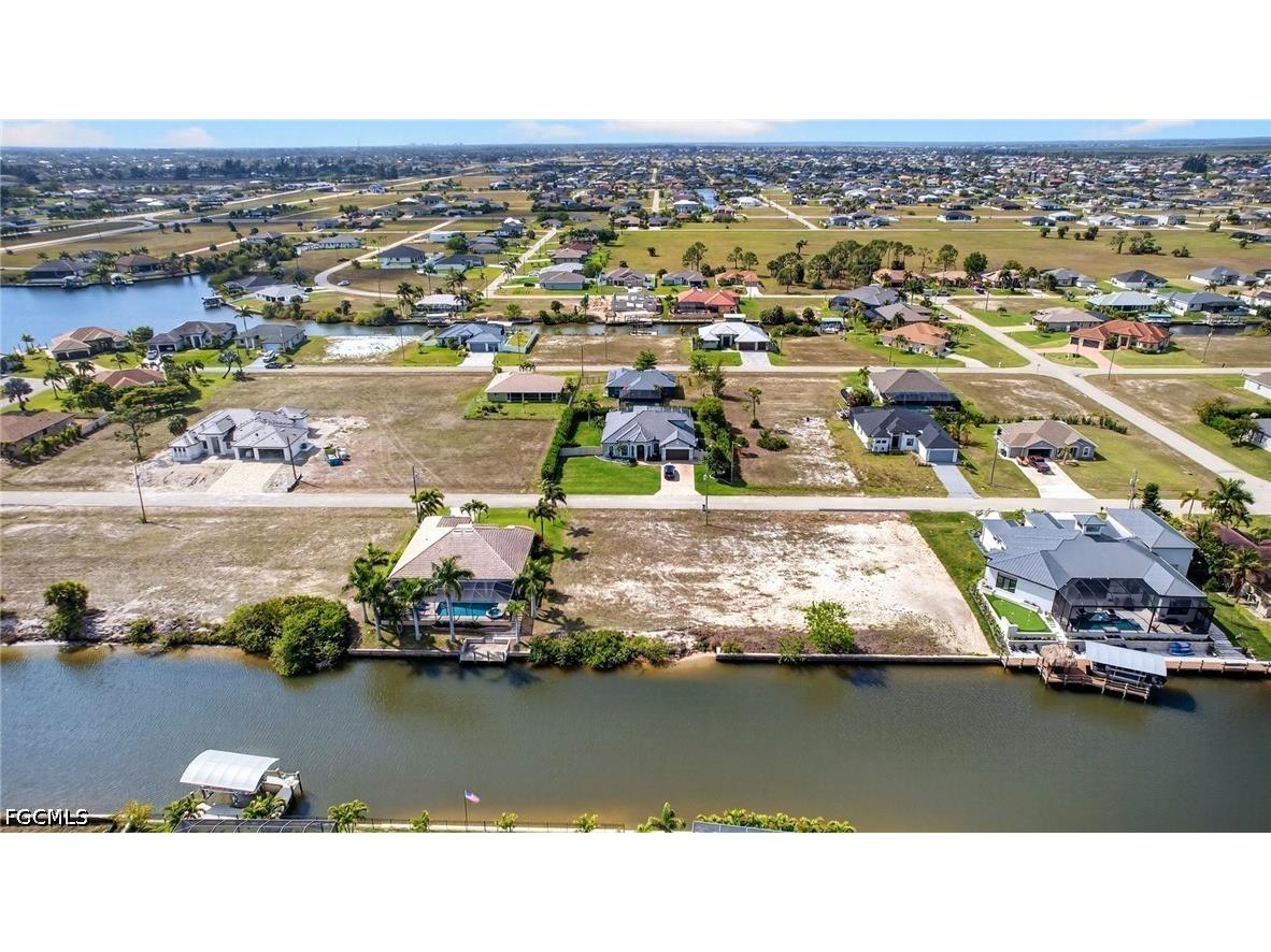 3311 NW 18th Terrace Cape Coral FL 33993 2025024413 image22