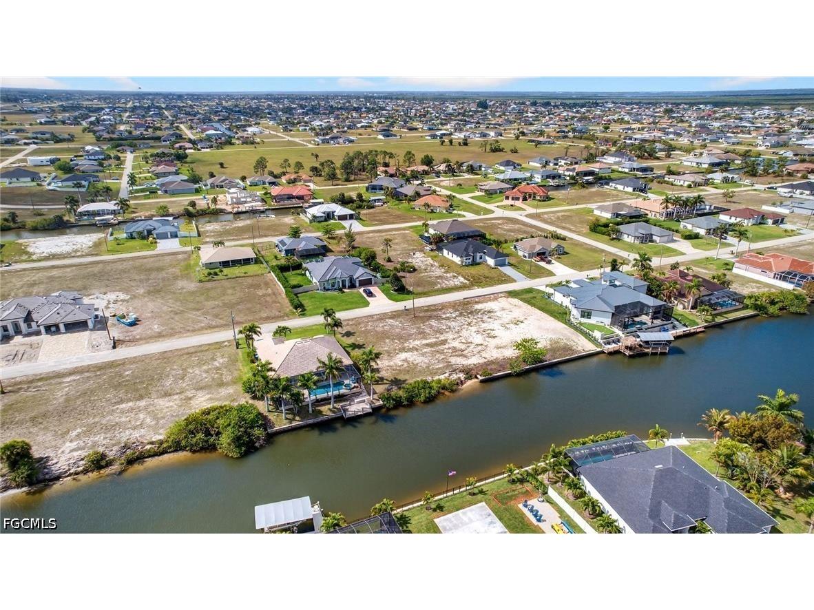 3311 NW 18th Terrace Cape Coral FL 33993 2025024413 image24