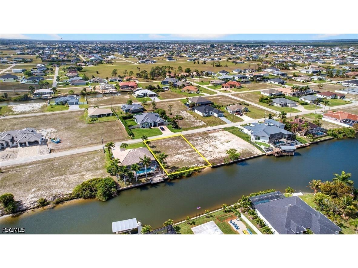 3311 NW 18th Terrace Cape Coral FL 33993 2025024413 image25