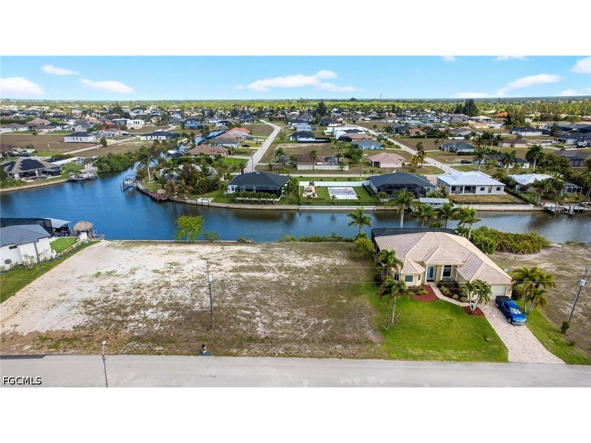 3311 NW 18th Terrace Cape Coral FL 33993 2025024413 image5