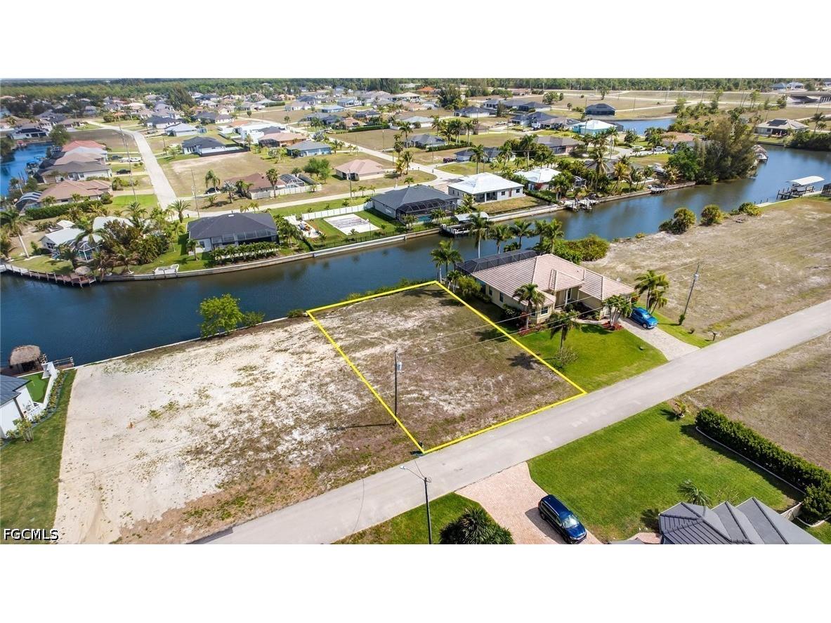 3311 NW 18th Terrace Cape Coral FL 33993 2025024413 image8