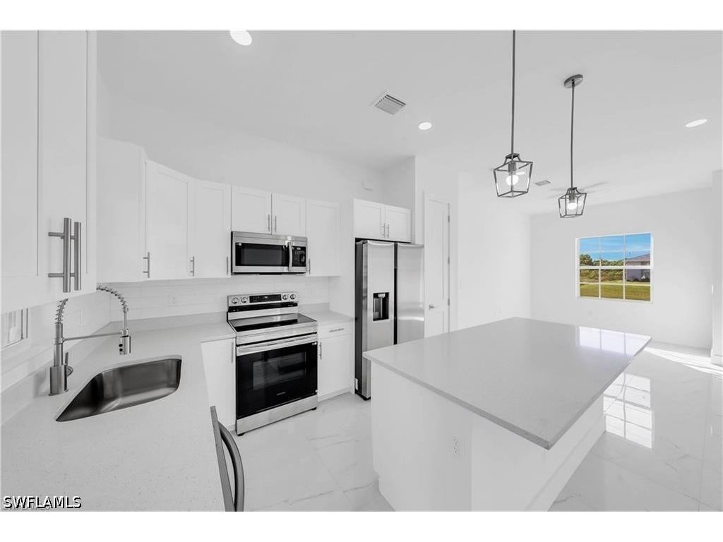 3312 11th Street W Lehigh Acres FL 33971 226012301 image9