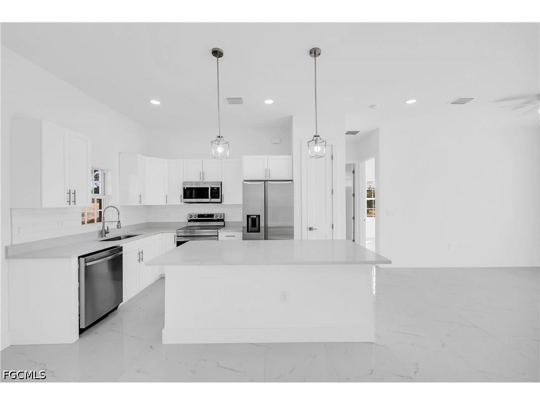 3312 20th Street W Lehigh Acres FL 33971 2026019401 image5