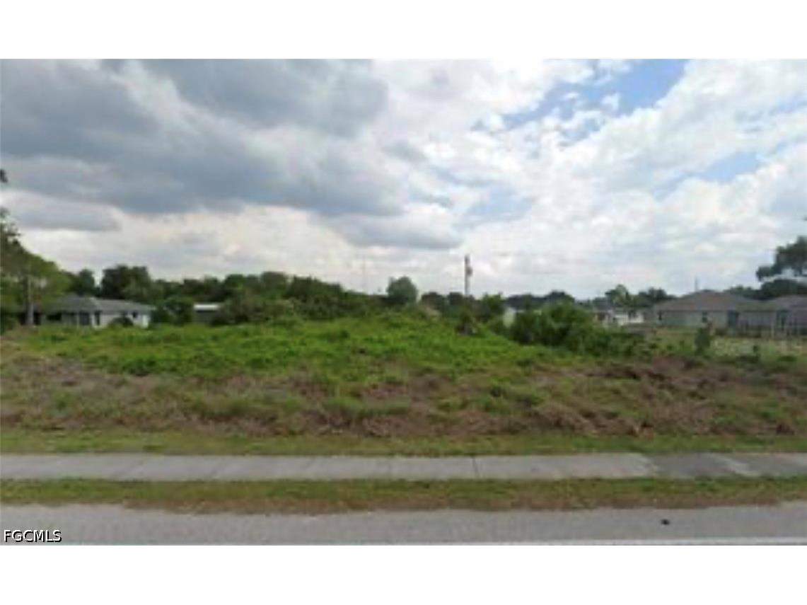 3312 Beacon Drive Punta Gorda FL 33980 2026018140 image2