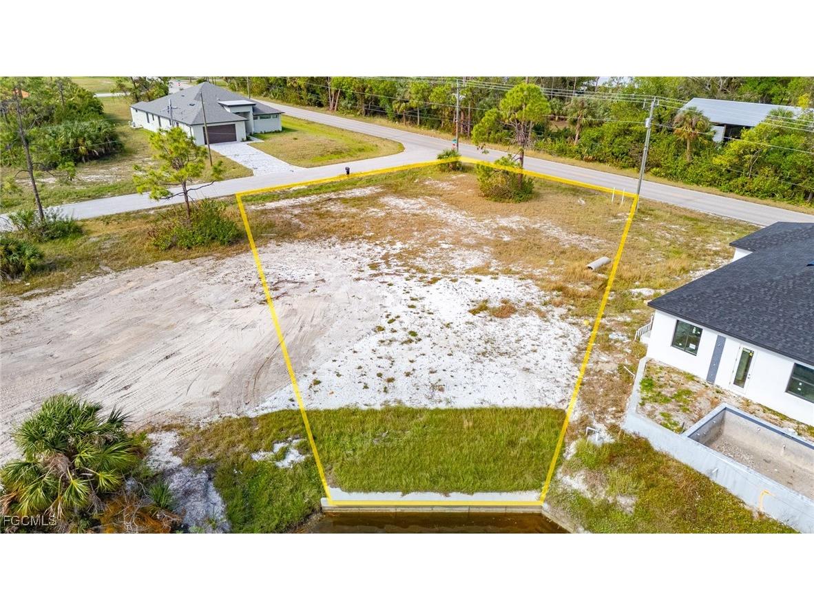 3312 Kismet Parkway W Cape Coral FL 33993 2025020678 image11