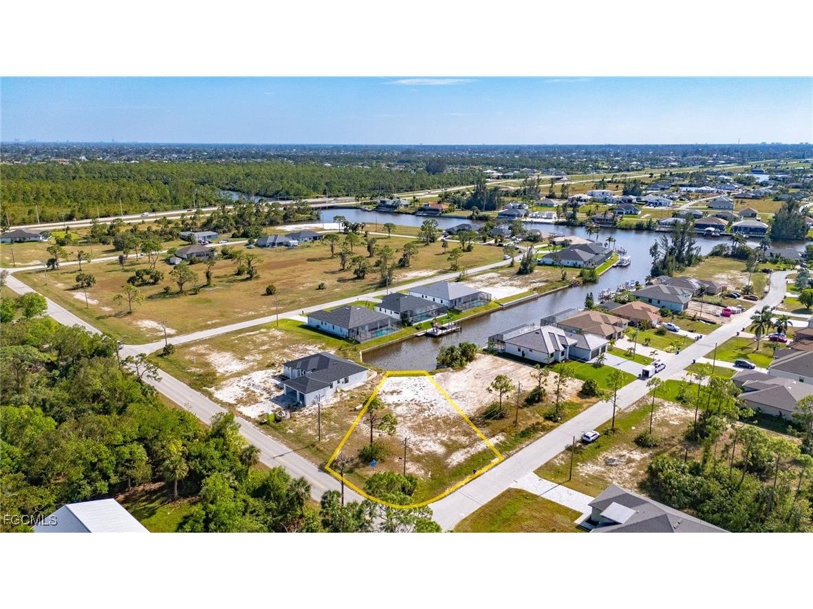 3312 Kismet Parkway W Cape Coral FL 33993 2025020678 image3