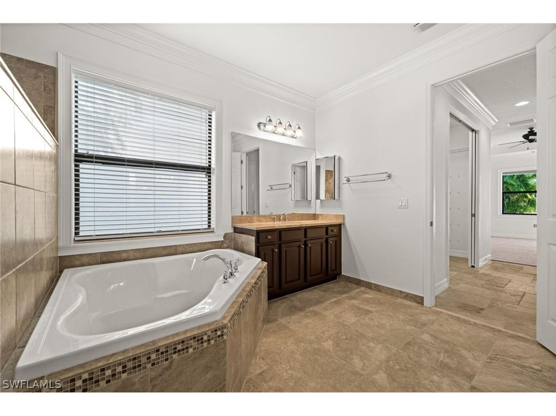 3312 Pacific Drive Naples FL 34119 226009043 image19