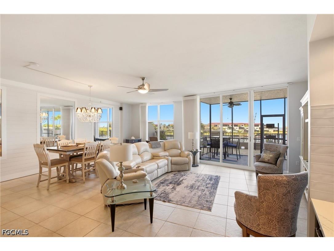 3313 Sunset Key Circle #105 Punta Gorda FL 33955 2026017356 image3