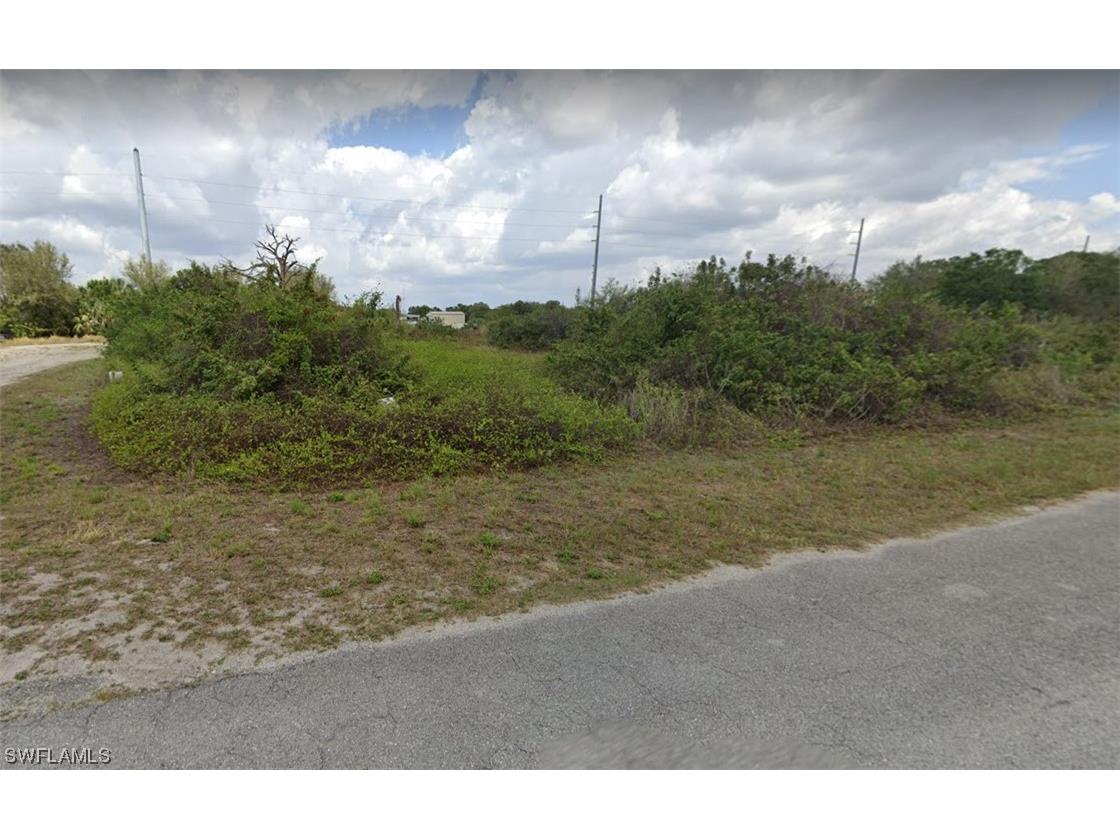 3314 1st Street SW Lehigh Acres FL 33976 223042504 image1