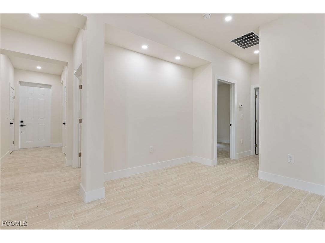 3314 74th Street W Lehigh Acres FL 33971 2025002900 image7