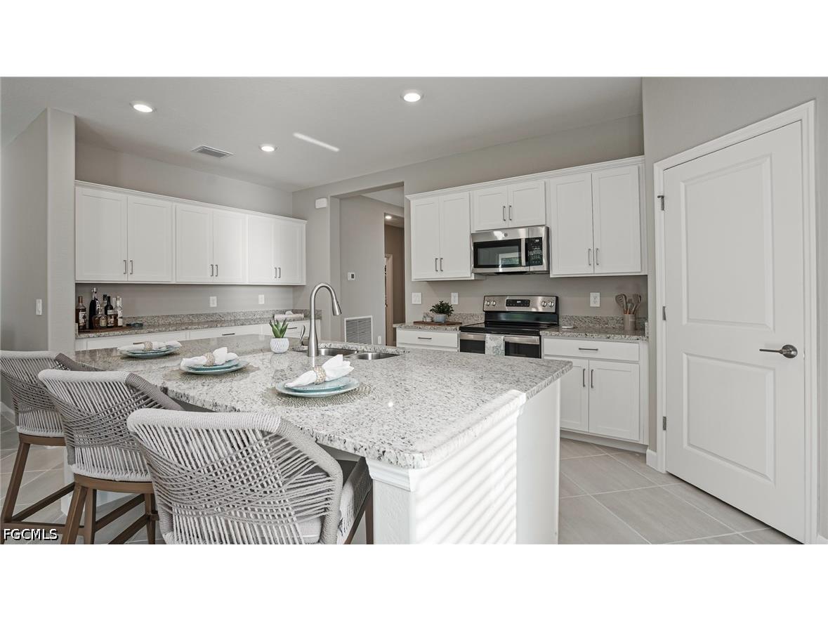 3314 Weston Manor Drive Alva FL 33920 2026019262 image14